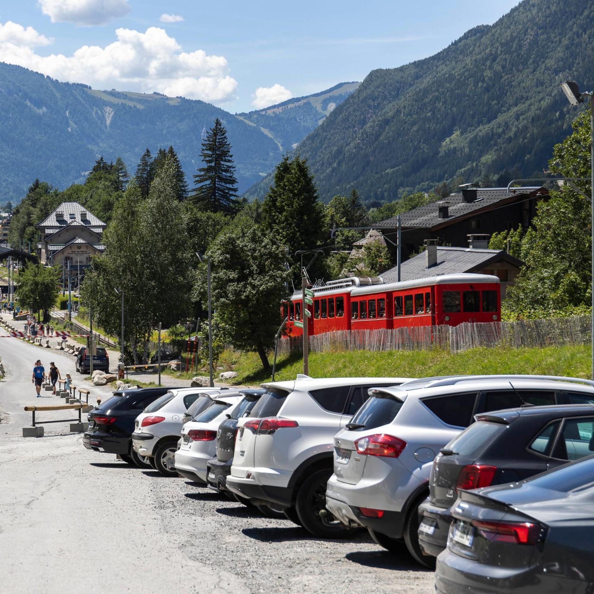 Appartement Le Galetas Des Planards Chamonix Exterior foto